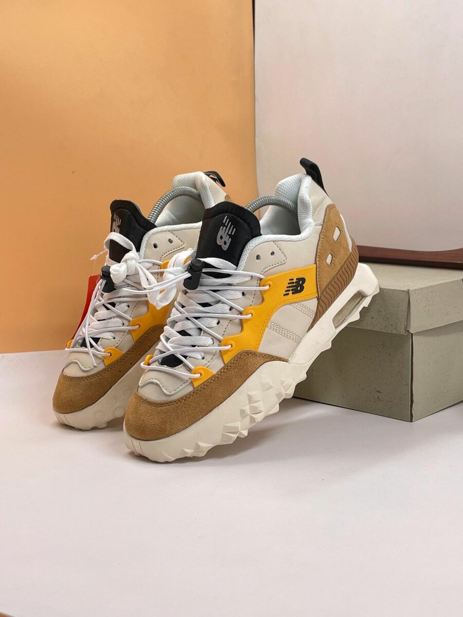 NB sneakers
