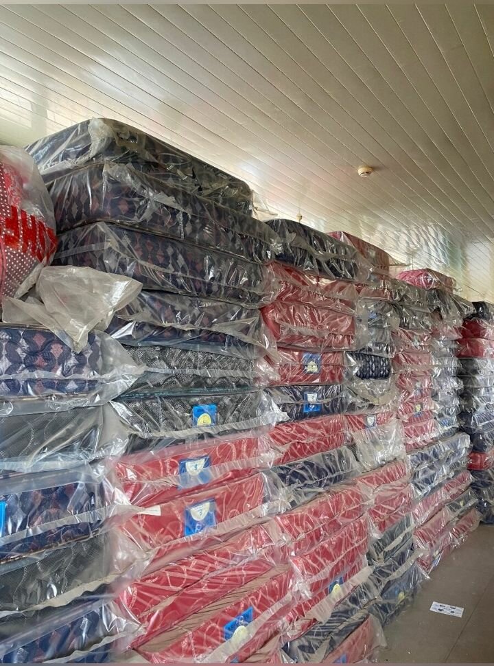 MATTRESS AND BUNK BEDS