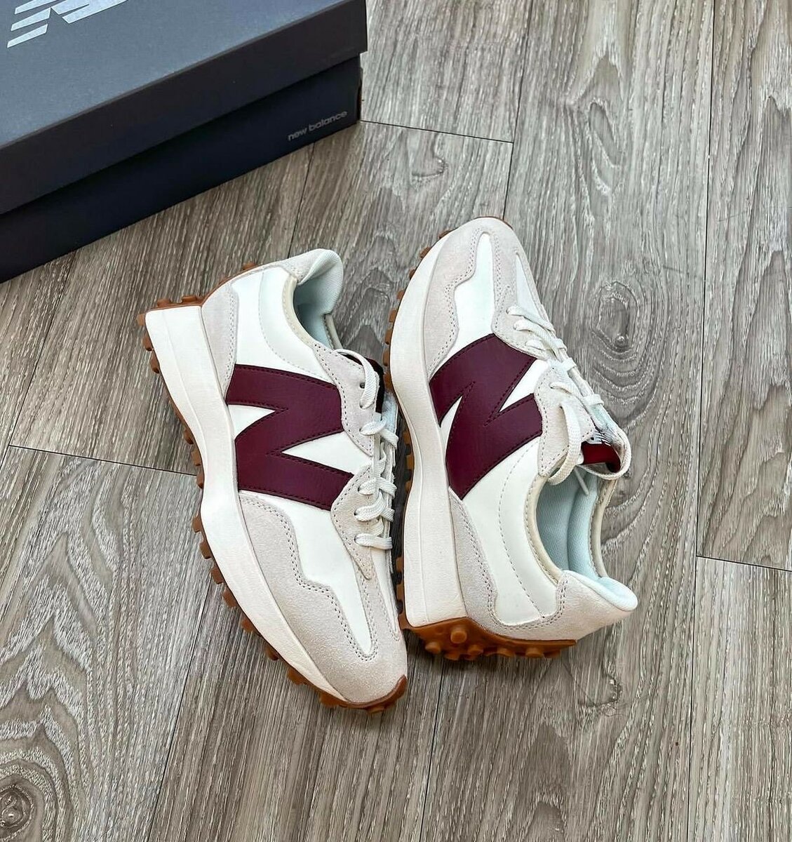 NEW BALANCE STAUD