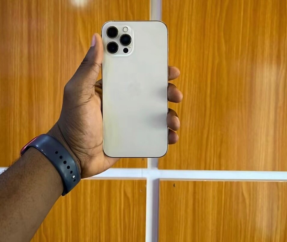 iPhone 12 Pro Max