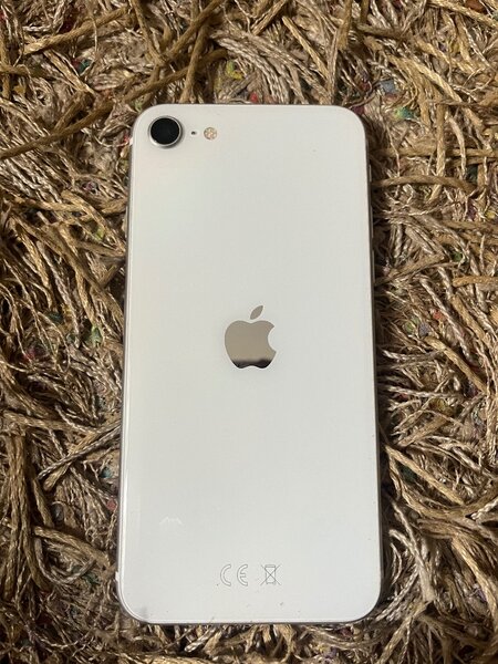 iPhone SE