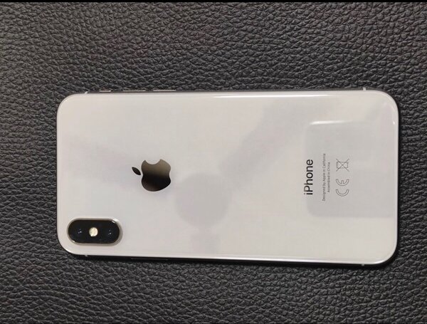 iPhone X