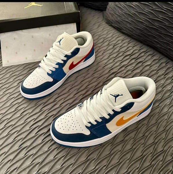 Jordan 1 Low Style