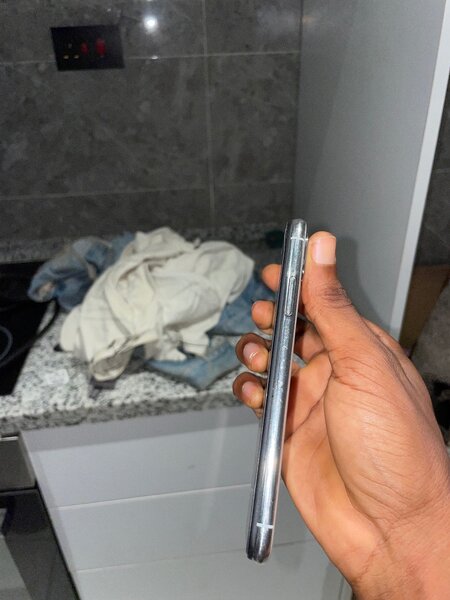 iPhone X