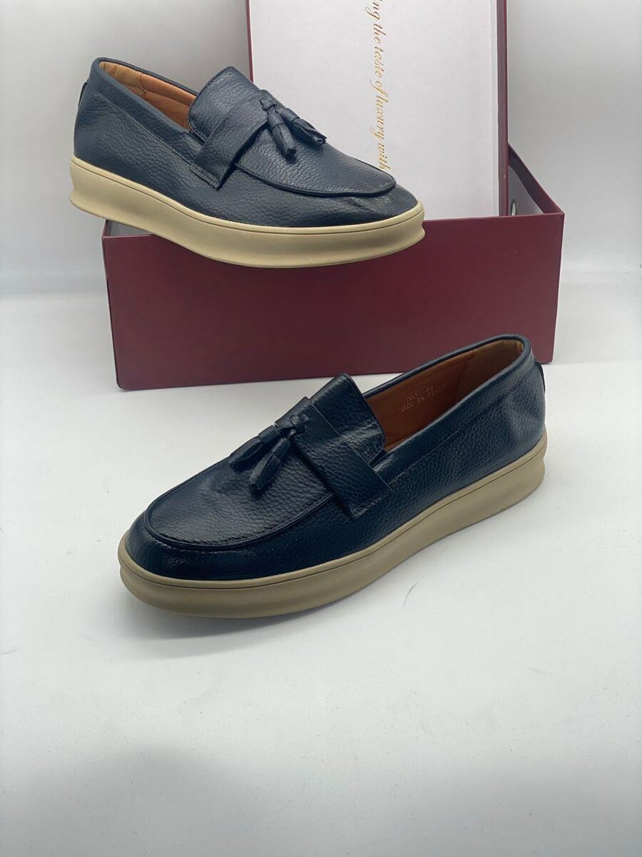 Dress shoes