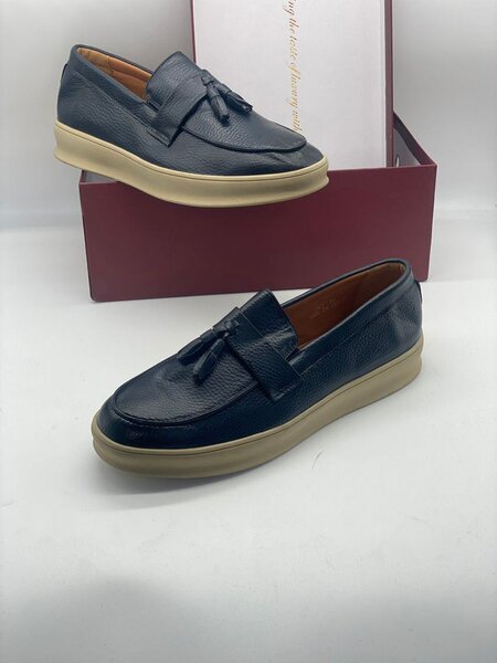 Dress shoes