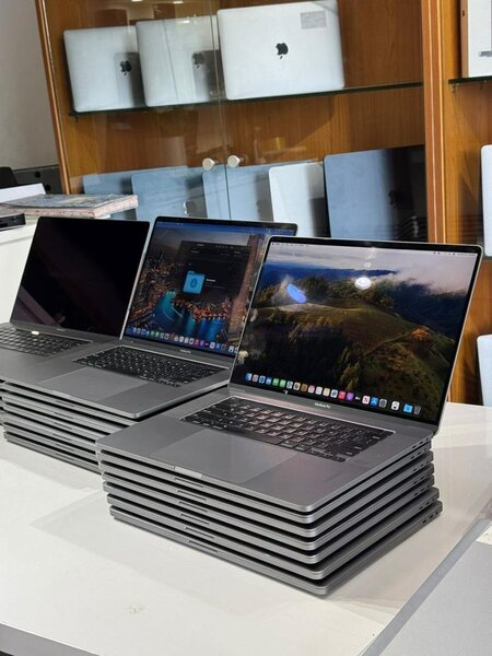 *2019 MACBOOK PRO* INTEL CORE