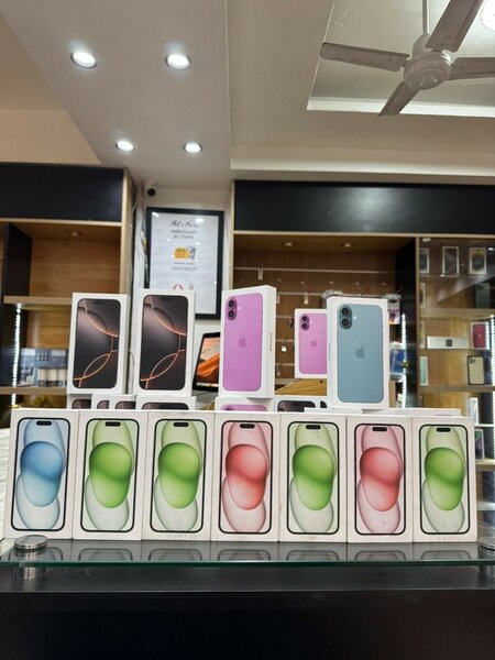 iPhone 15