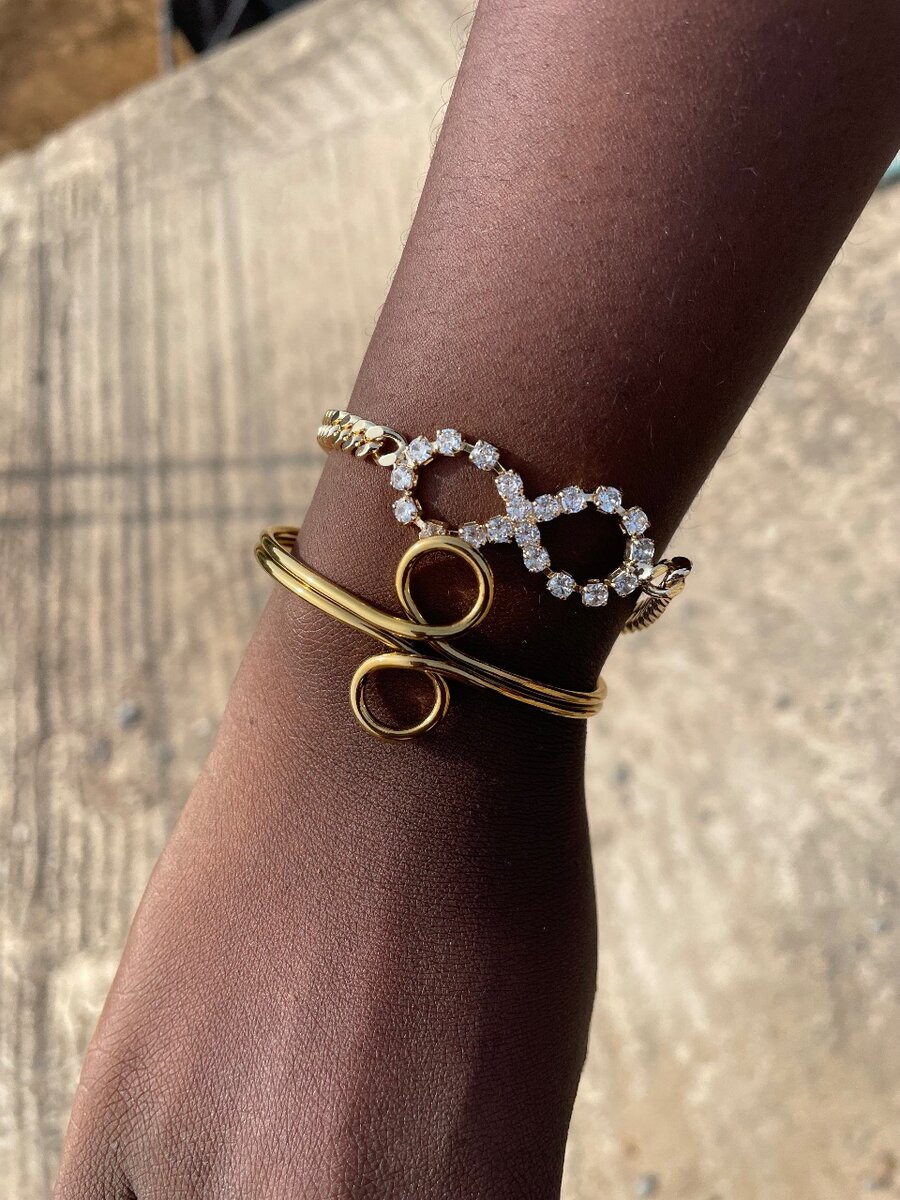 Jewelry by AK️