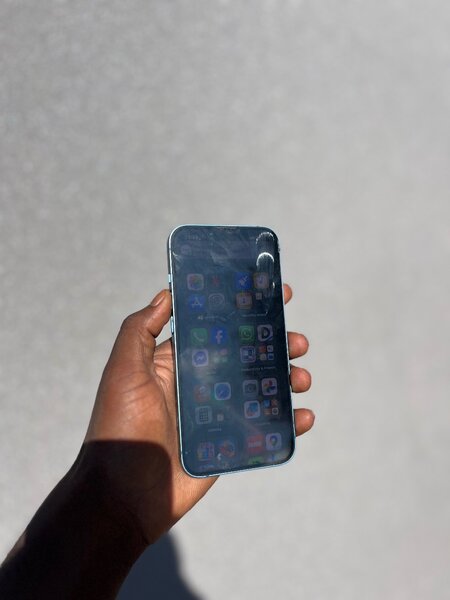 iPhone 13