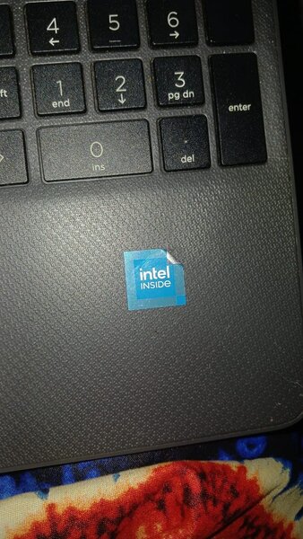 HP laptop 15s fq3xxx