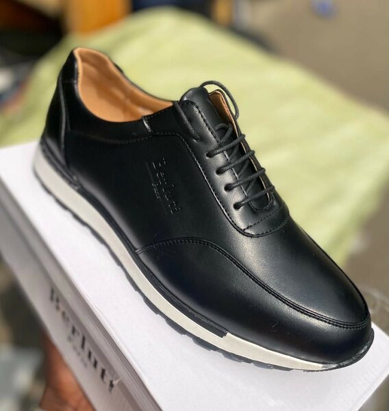 Chaussures importer