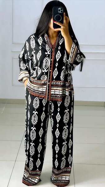 Tenue deux pièces ethnique