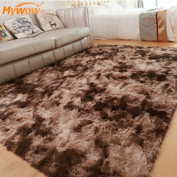 FLUFFY CARPETS