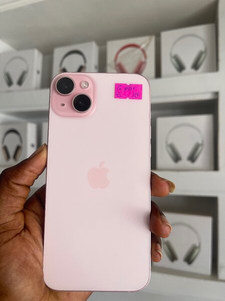 iPhone 15 plus