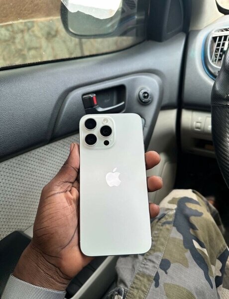 iPhone 15 Pro Max