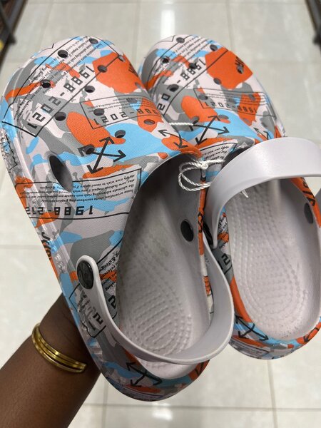 CROCS + ACCESSOIRES