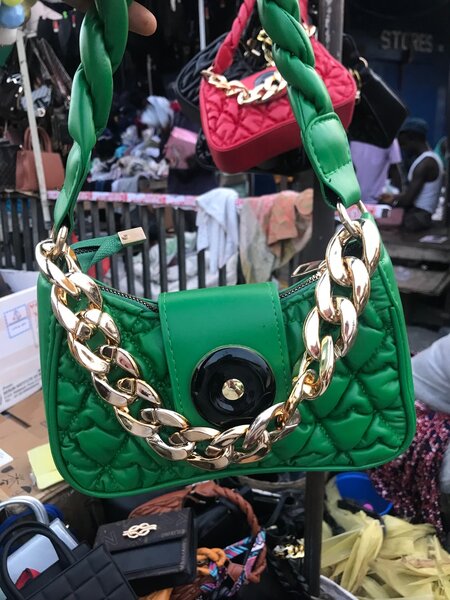 Hand bag