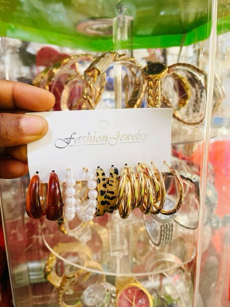 Earring