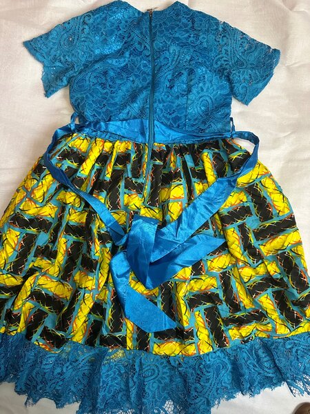 Girl dress (Thrift)
