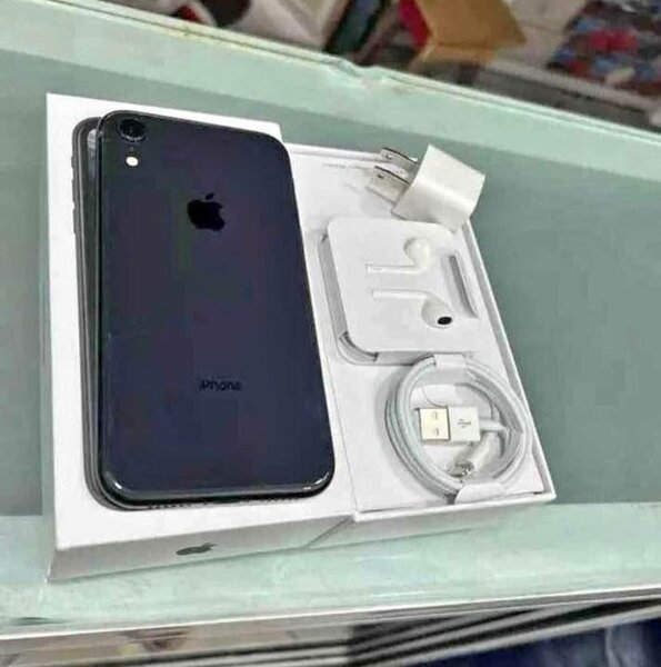iPhone XR