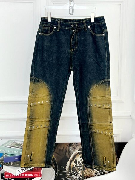 Coloured jeans