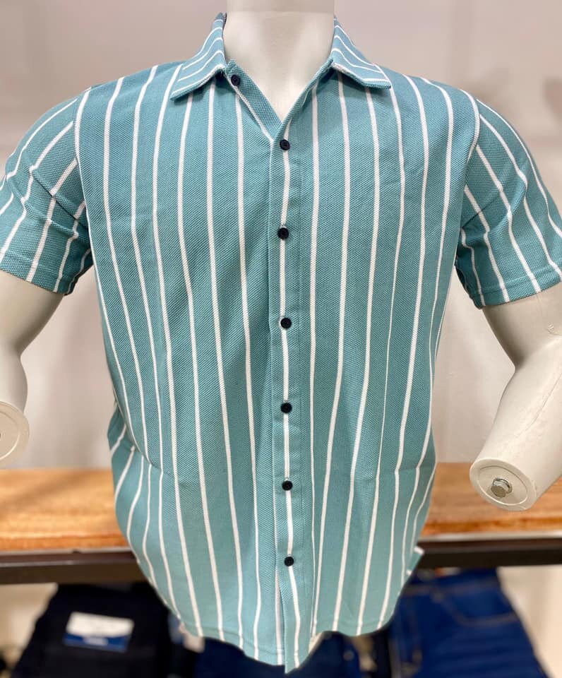 green shirt men