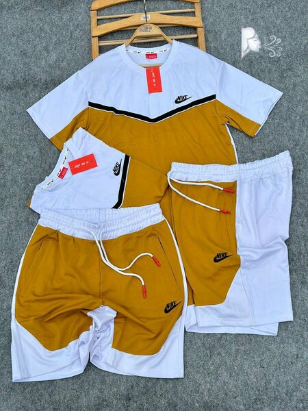 Complet NIKE