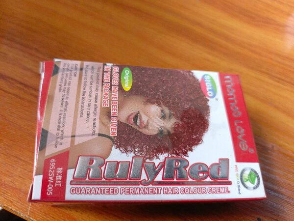 Teinture rouge
