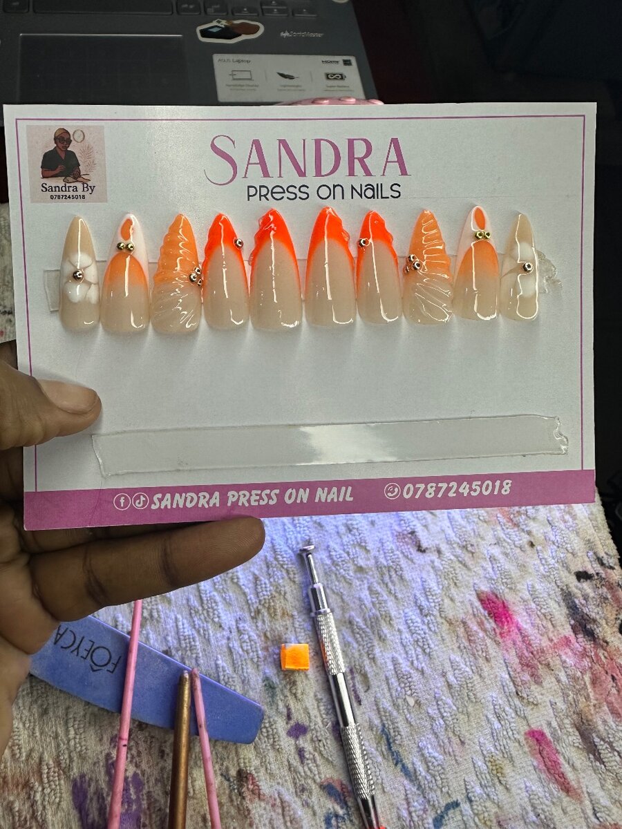 Press on Nail