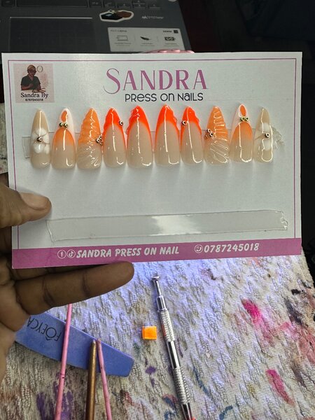 Press on Nail