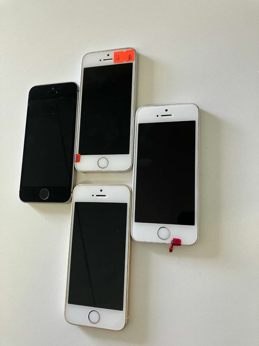 PRE-OWNED IPHONES 5SE FULLY  NEW STOCK