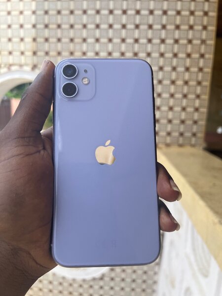 iPhone 11