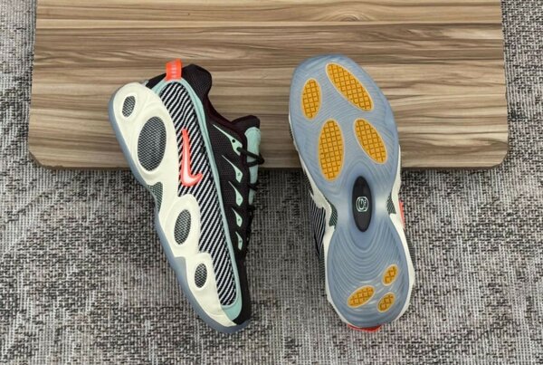 Nike Zoom Alpha