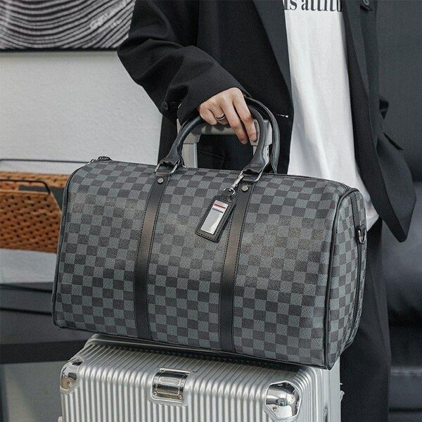 Small size leather bag
