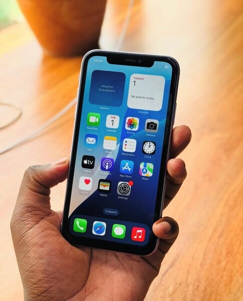 iPhone 11 64GB