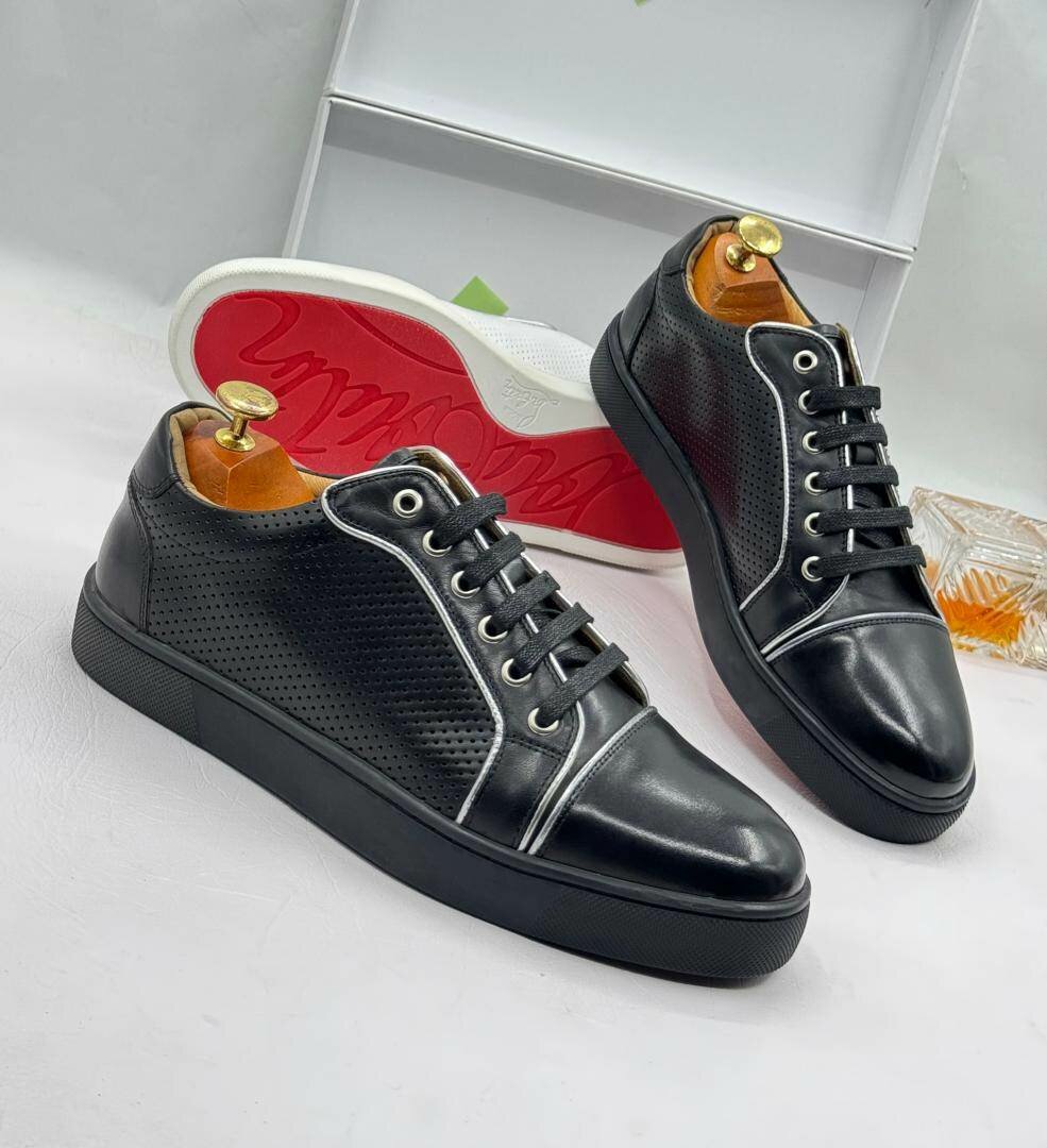 Fashion shoes