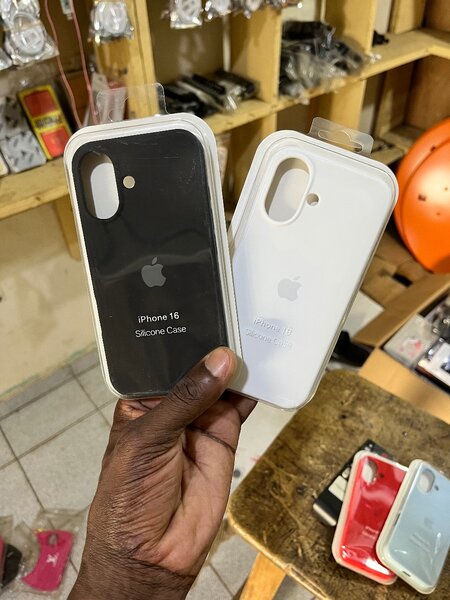 Coque iPhone 16
