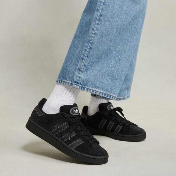Adidas campus