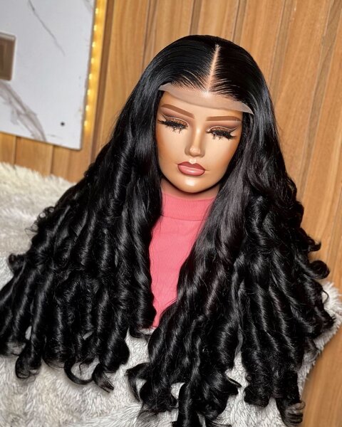 Wavy wig
