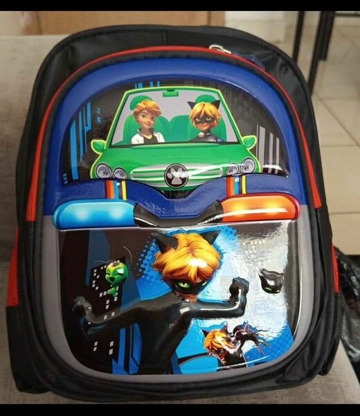 Parapluie et Sac à Dos Enfants