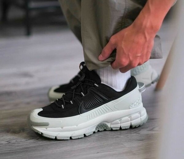 NIKE CLASSIC