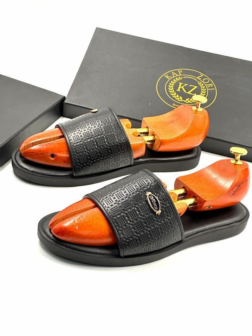 FASHION SILPPERS