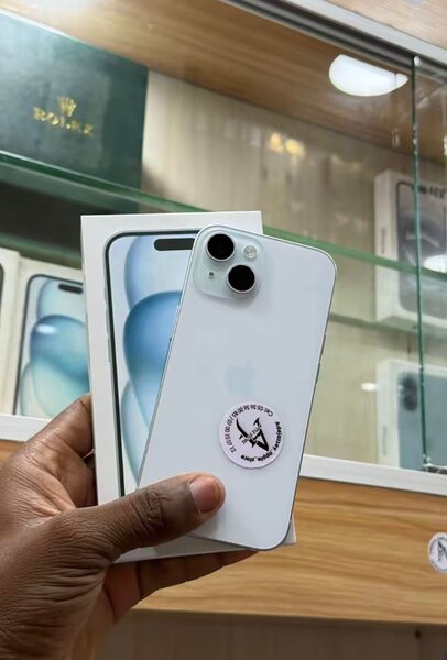 iPhone 15simple