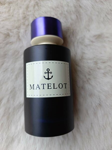 Matelot perform