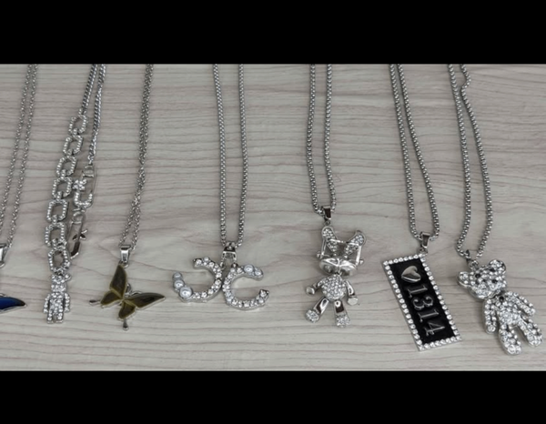 Ladies neckchains
