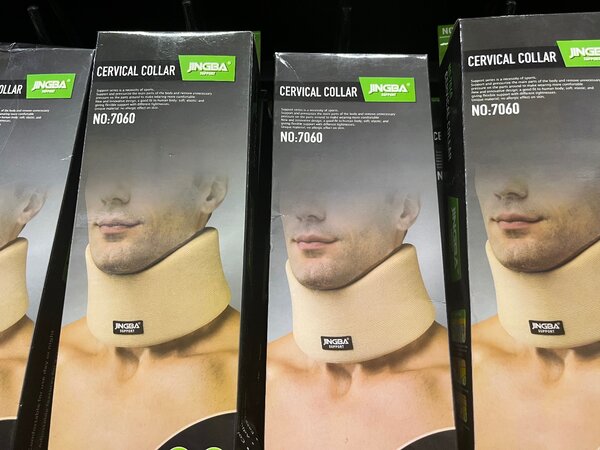 Collier cervical en mousse Jingba