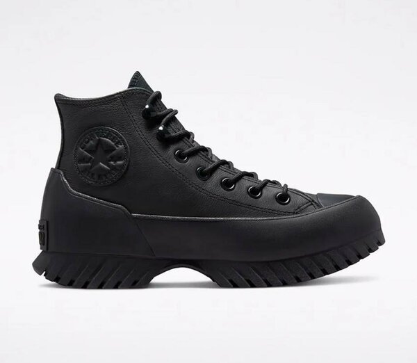 Chuck Tylor converse