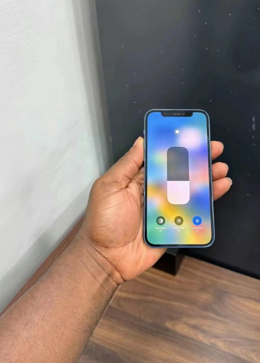 iPhone 12