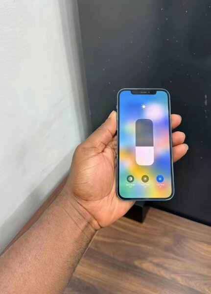 iPhone 12